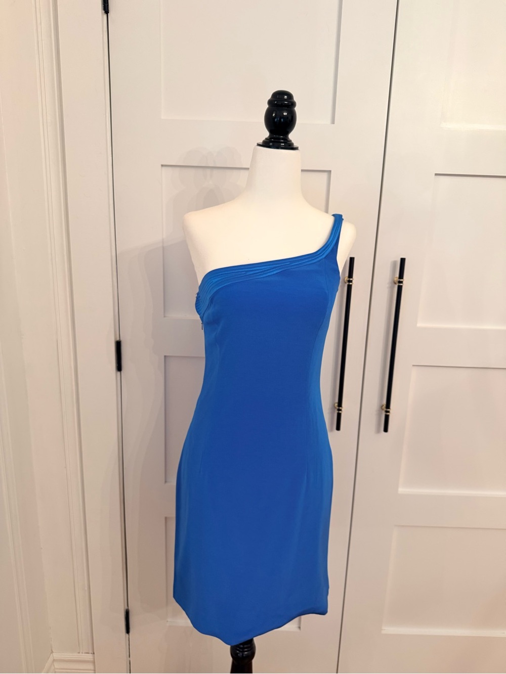 Niteline One-Shoulder Bright Blue Cocktail Dress
